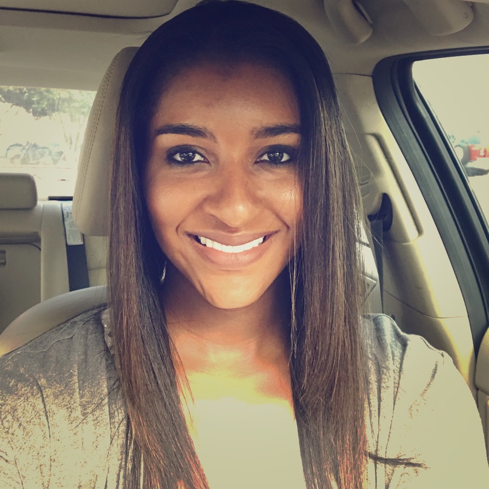 Meet your Posher, Donielle